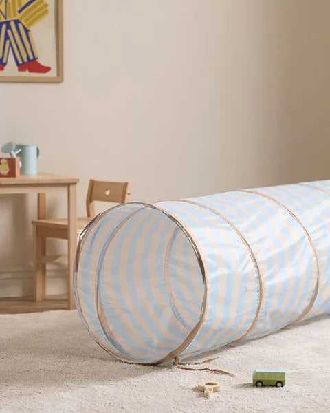 Tunel stripe light blue