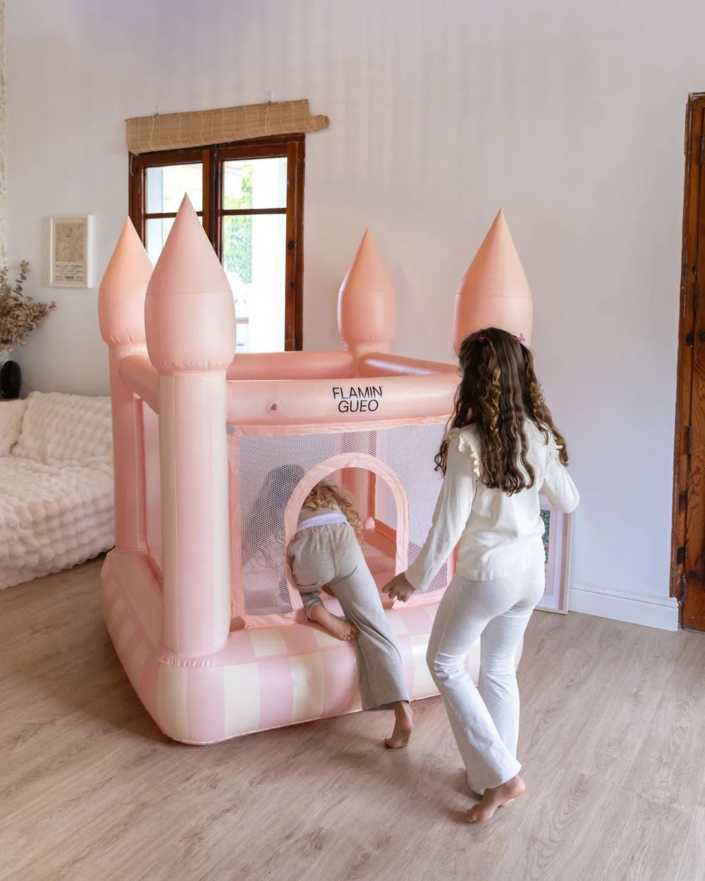 Castelo Inflável Pink