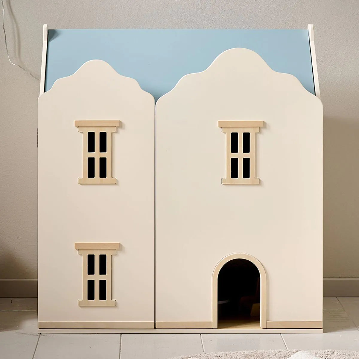 WOODEN DOLL HOUSE ANNIE